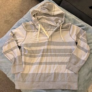 AE Quarter button tshirt hoodie